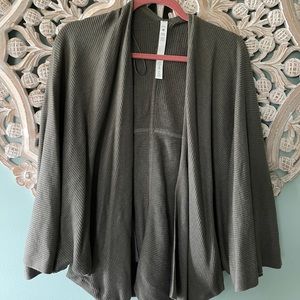 lululemon grey sage wrap